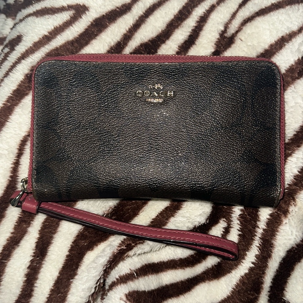 Coach brown / black monogram with pink wristlet damaged